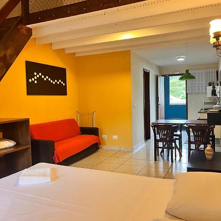 Delphin Apartamento 8 Ilhabela Exterior photo
